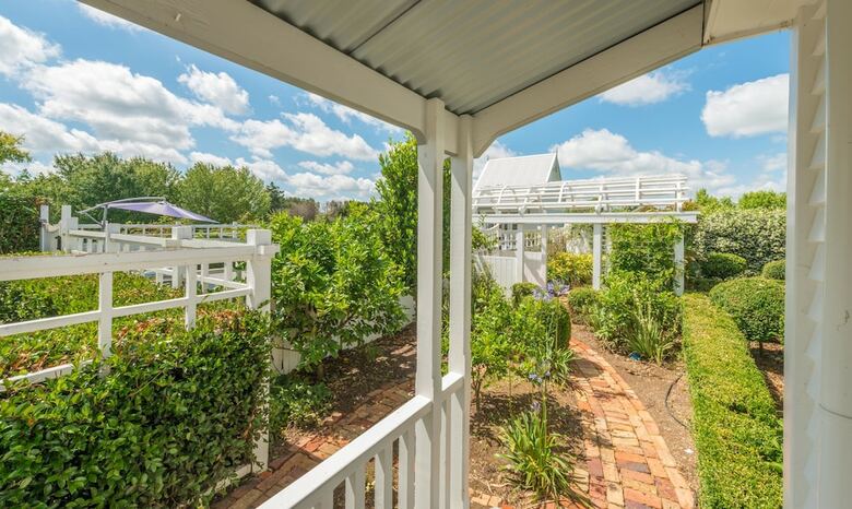 Villa Magnificent Karaka Estate W/swimming Pool