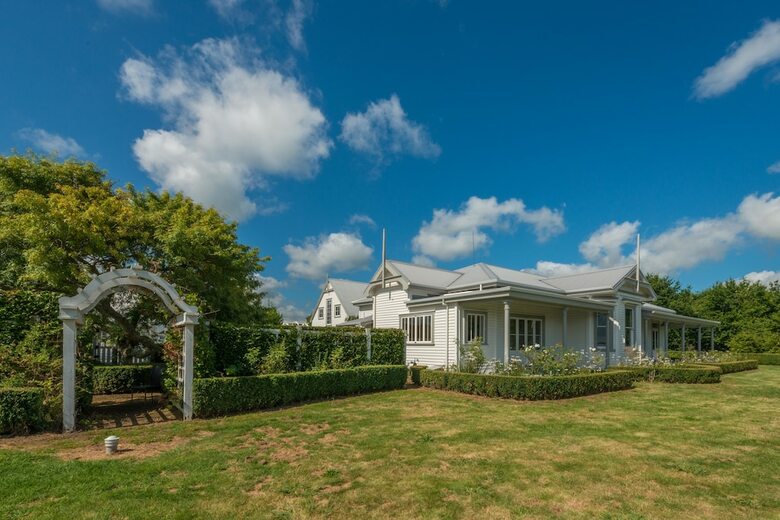 Villa Magnificent Karaka Estate W/swimming Pool