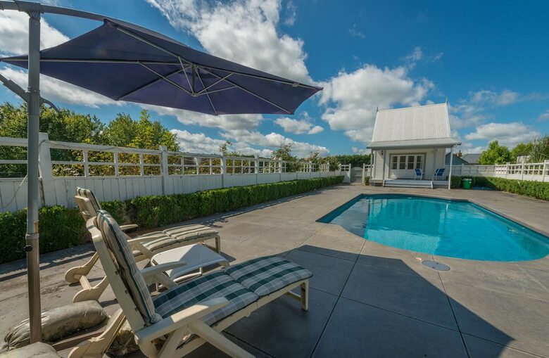Villa Magnificent Karaka Estate W/swimming Pool