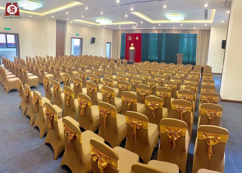 Cau Giay Hotel