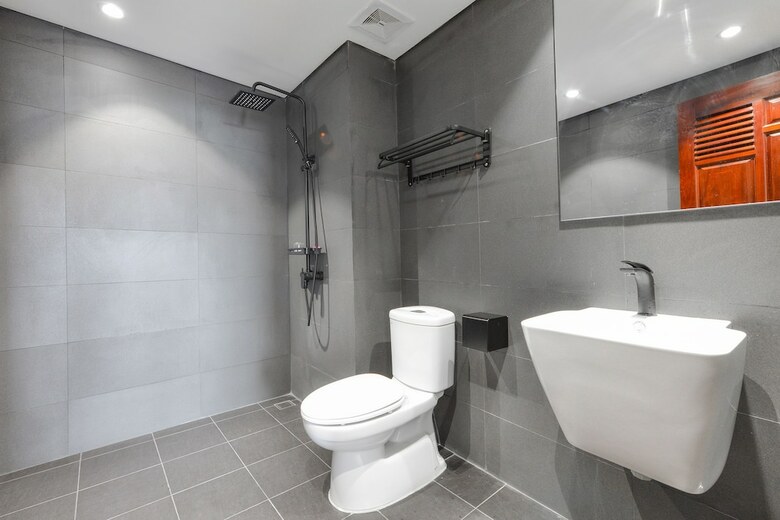 Oyo 276 Bh Hotel