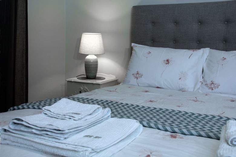 Adelaide Central Apartment - 3br, 2bath & Carpark