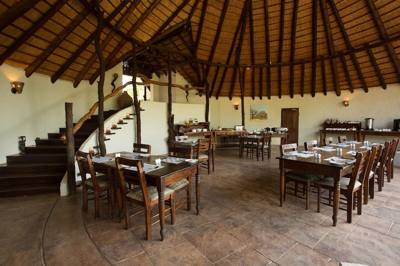 Posada Mopane Bush Lodge