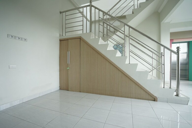 Hostal Oyo 1328 Hotel City