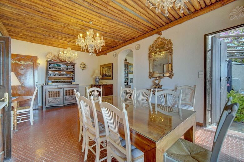 Villa Cannes Hills Exclusive Area Fits 20