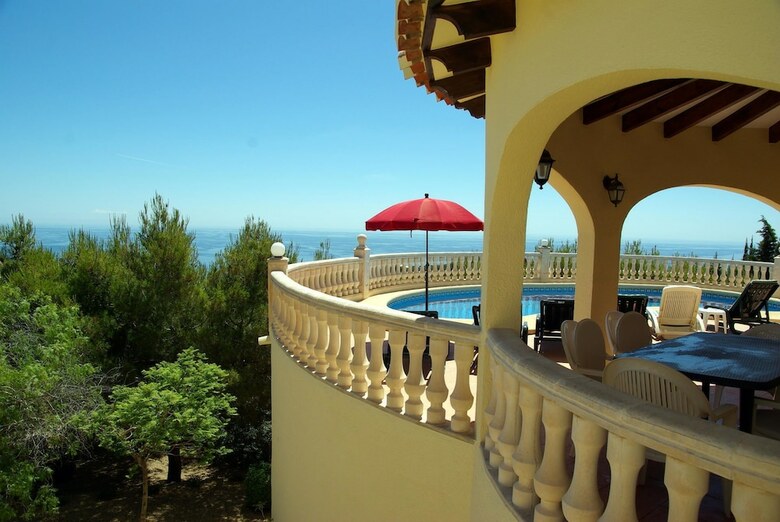Apartamentos Casa Elena