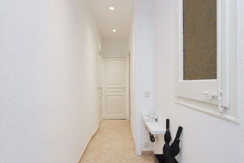 Madrona Apartment