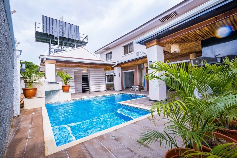 Hotel The Edge By Wellness