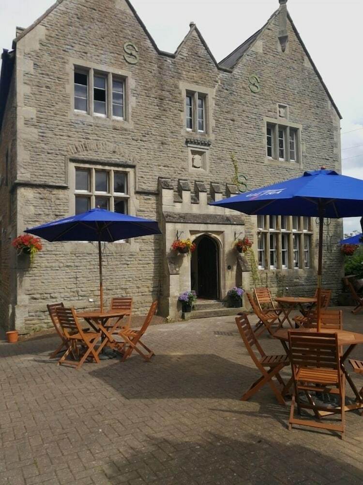 Unicorn Hotel