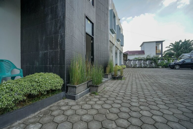 Hostal Oyo 1266 Green Palm Kostel Syariah