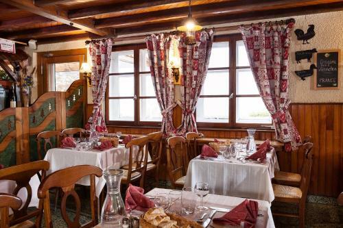 Hotel Logis Le Rouge Gazon