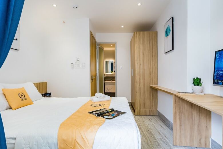 Happyhomes 102 Luxury Bui Vien Apartment