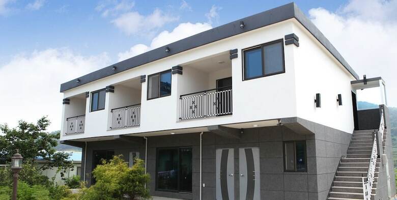 Modern House Pension