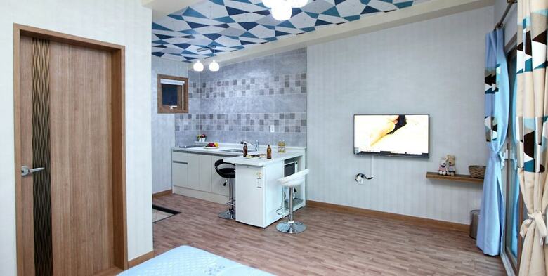 Modern House Pension