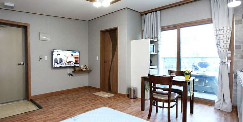 Modern House Pension