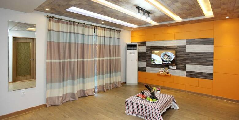 Modern House Pension