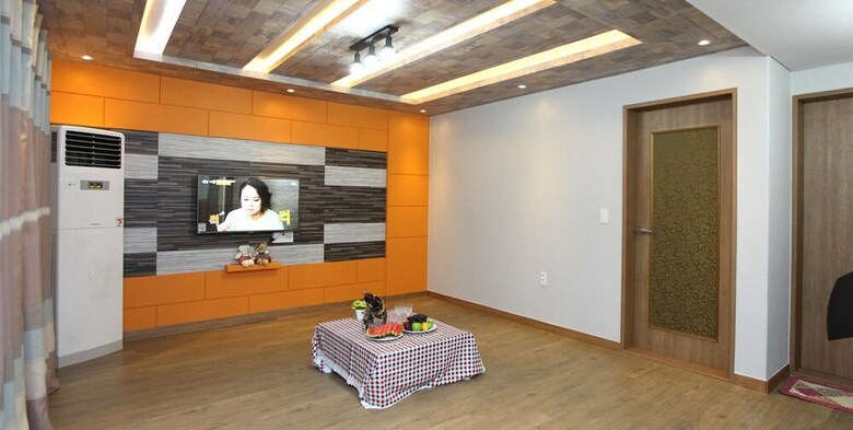 Modern House Pension