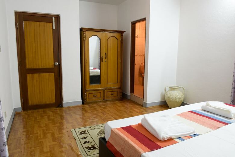 29 Eleven Bed And Breakfast