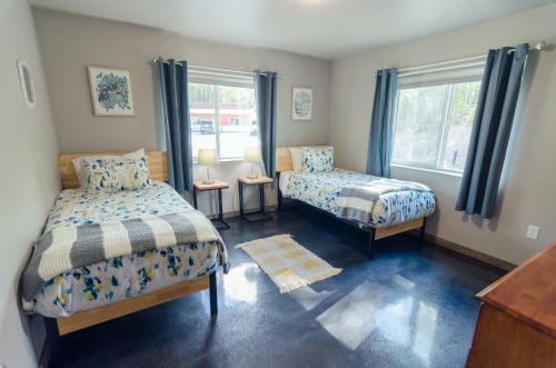 Glacier Suites