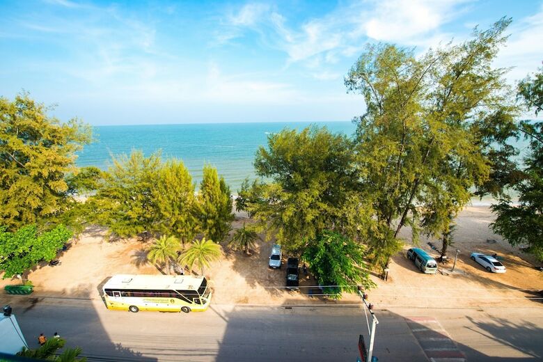 Hotel Furamaxclusive Sandara Hua Hin