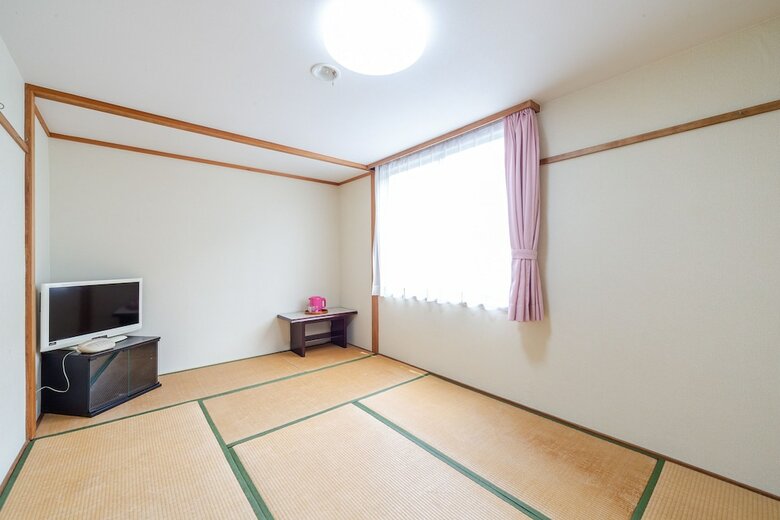 Oyo Business Hotel Kyugetsu Tsukumi