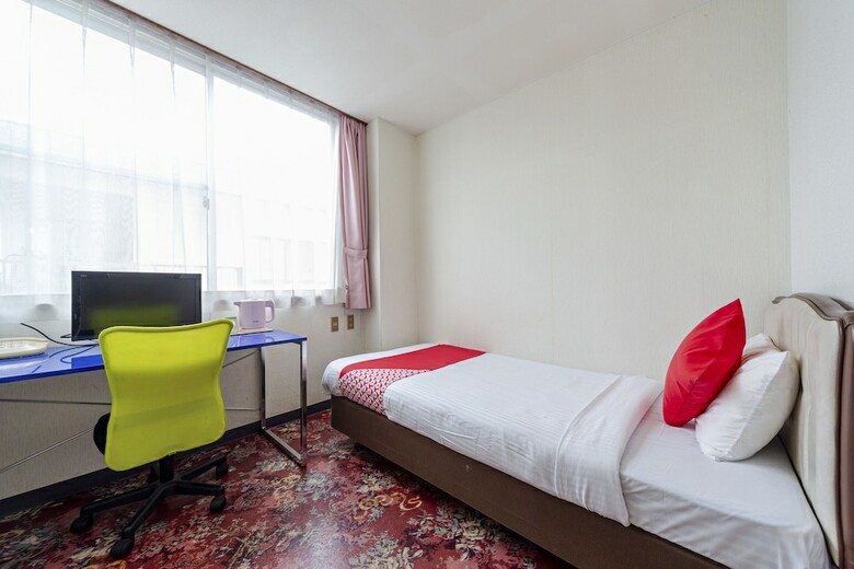 Oyo Business Hotel Kyugetsu Tsukumi