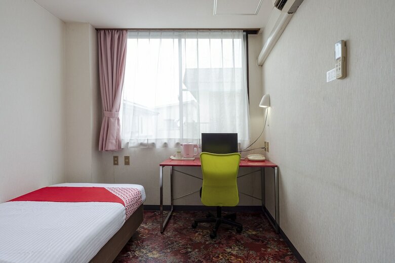 Oyo Business Hotel Kyugetsu Tsukumi