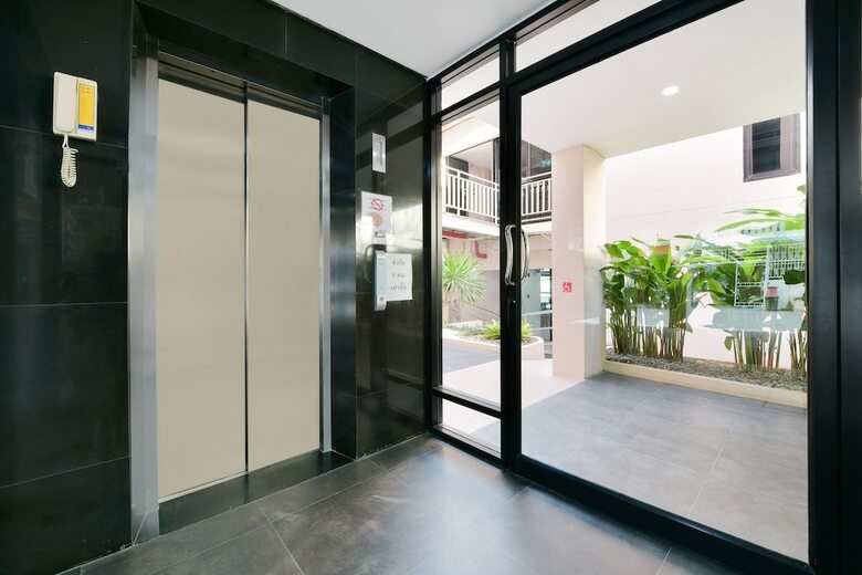 Oyo 260 Sattahip 9 Boutique Hotel