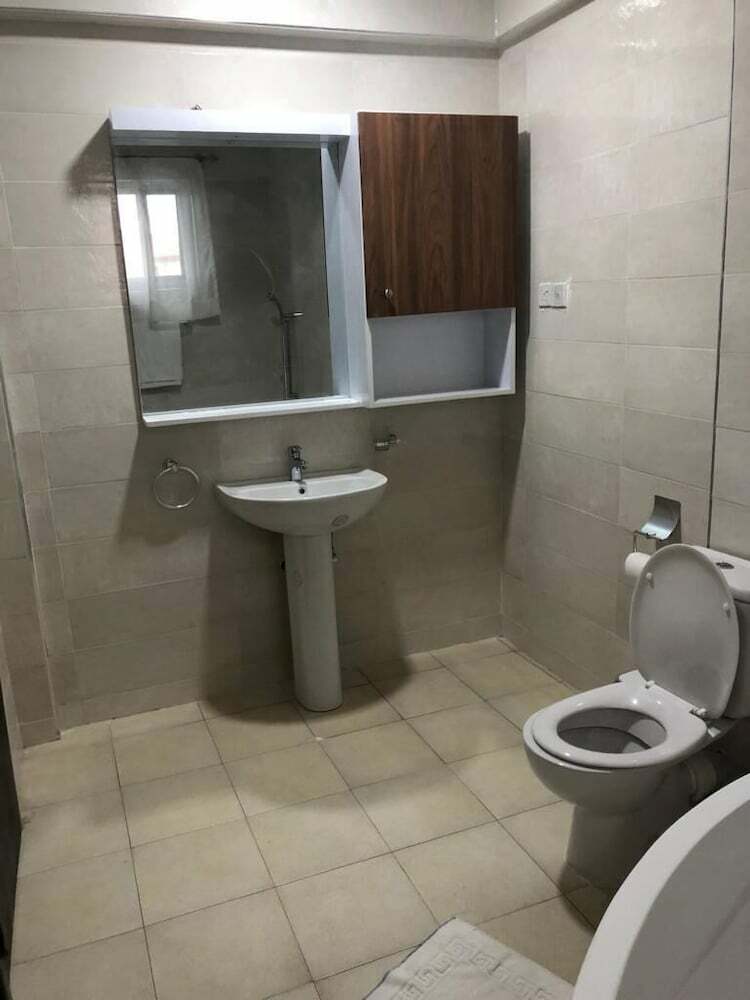 Rhogem Hotel