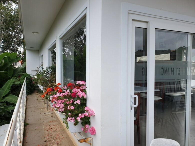 Rose Milano Villa