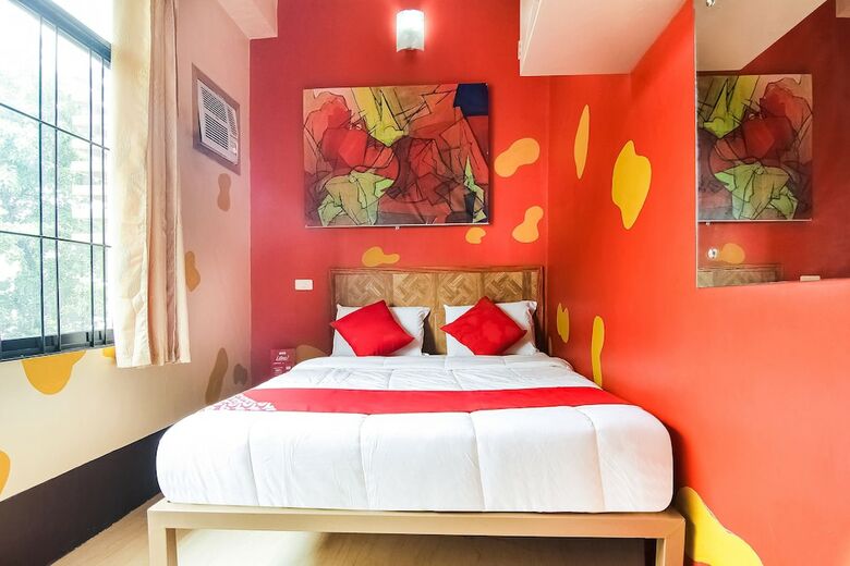 Hotel Oyo 238 Bertlee's Pension Hauz