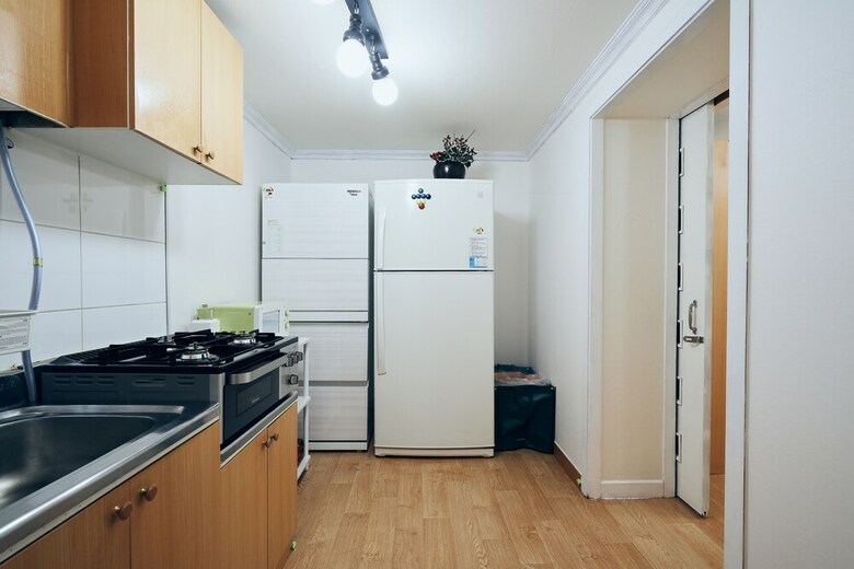 Apartamentos Myeongdong Station 2min House