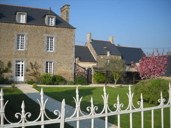 Hostal Manoir De L'ormelais
