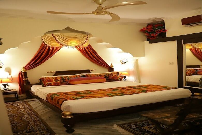 Hotel Ganesha Palace