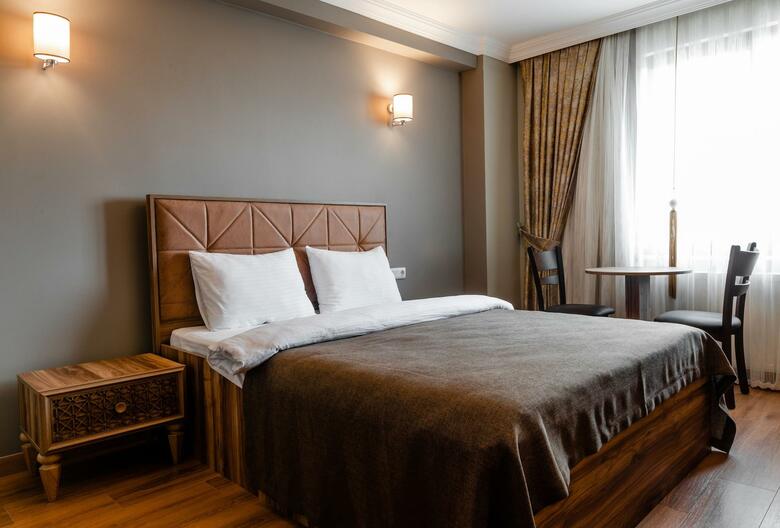 Madame Roza Hotel