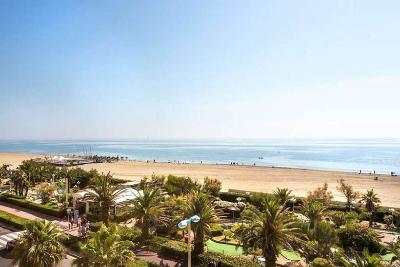 Bungalow With 3 Bedrooms In Canet-en-roussillon