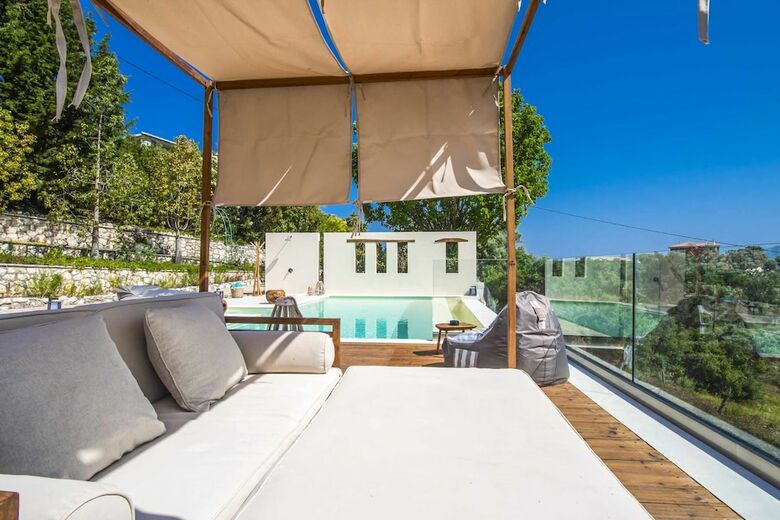 Villa Pandora