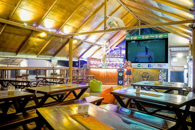 Hostal Sizzlers Hub