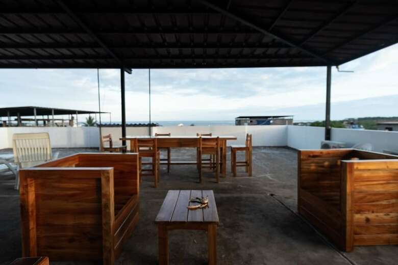 Hotel Hostal Tongo Reef