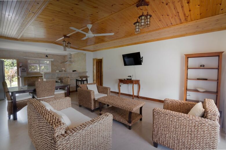 Apartamentos Flora's Self Catering