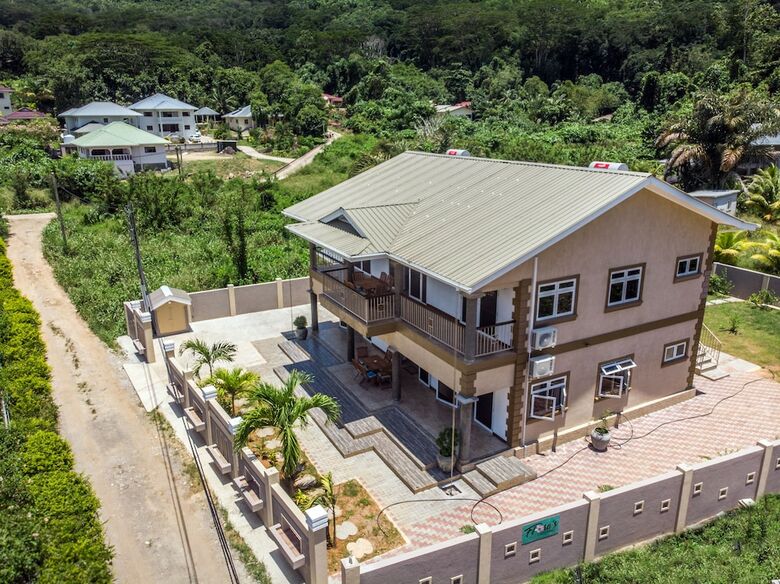 Apartamentos Flora's Self Catering