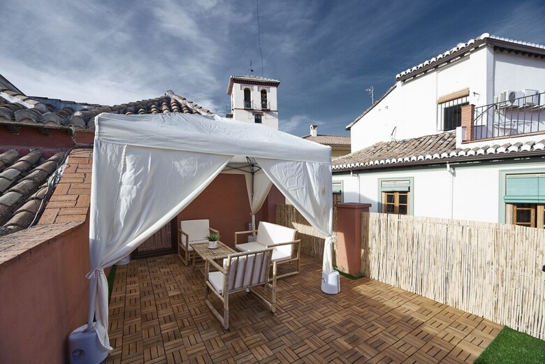 Apartamentos Peque�o Atico San Matias