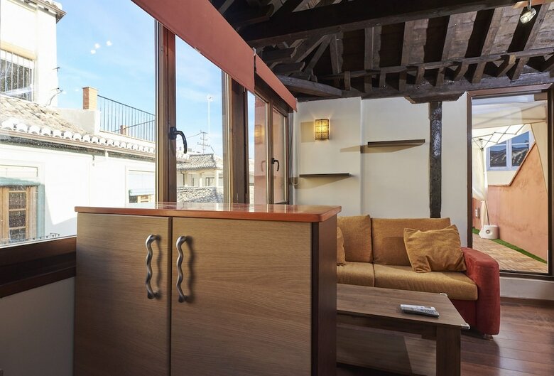 Apartamentos Peque�o Atico San Matias