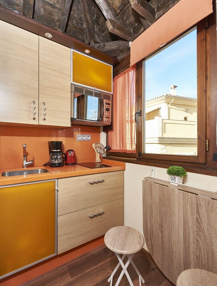 Apartamentos Peque�o Atico San Matias