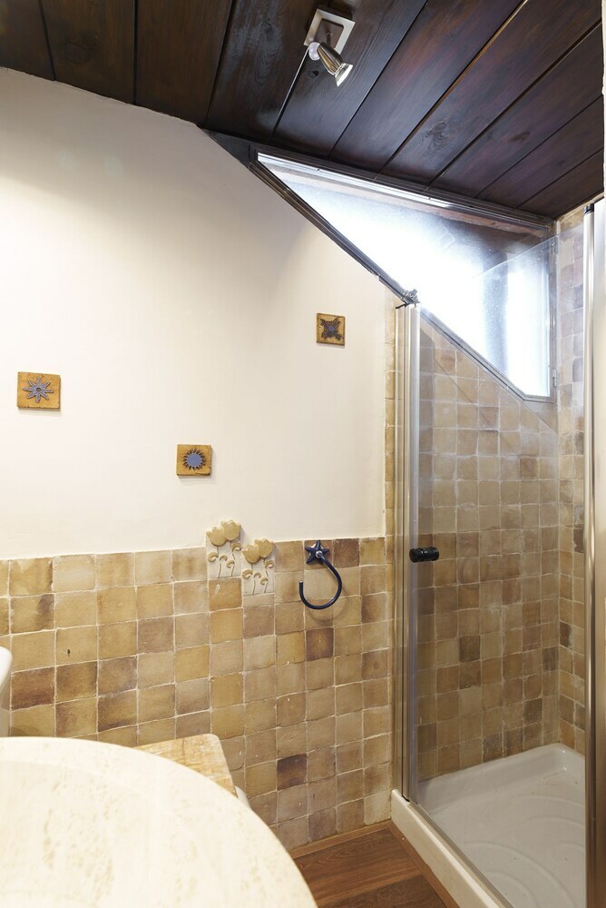 Apartamentos Peque�o Atico San Matias