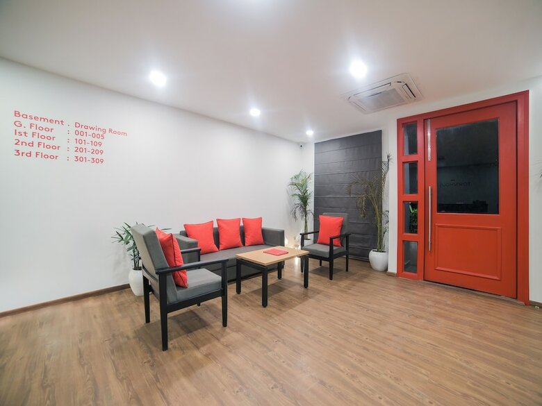 Hotel Oyo Townhouse 082 Chander Nagar Janakpuri