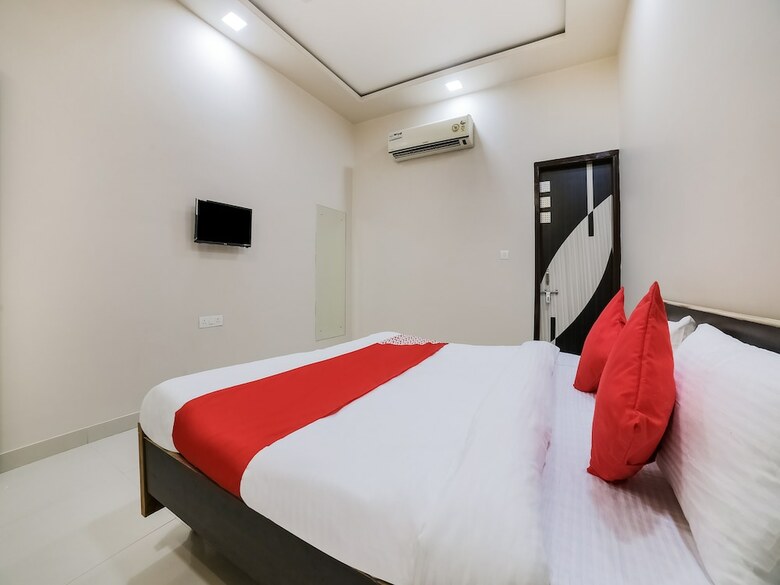 Hotel Oyo 37963 K R Guest House