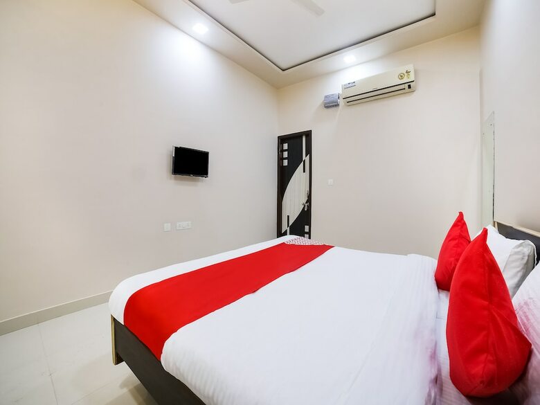 Hotel Oyo 37963 K R Guest House