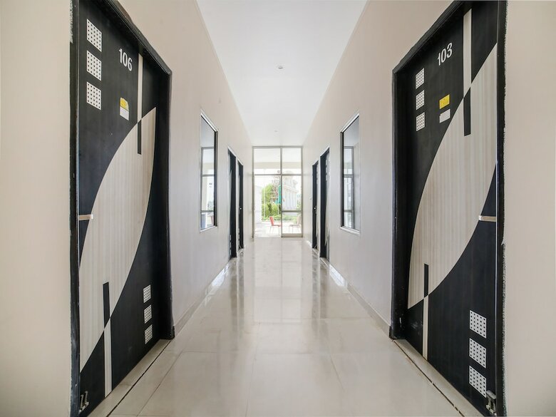 Hotel Oyo 37963 K R Guest House