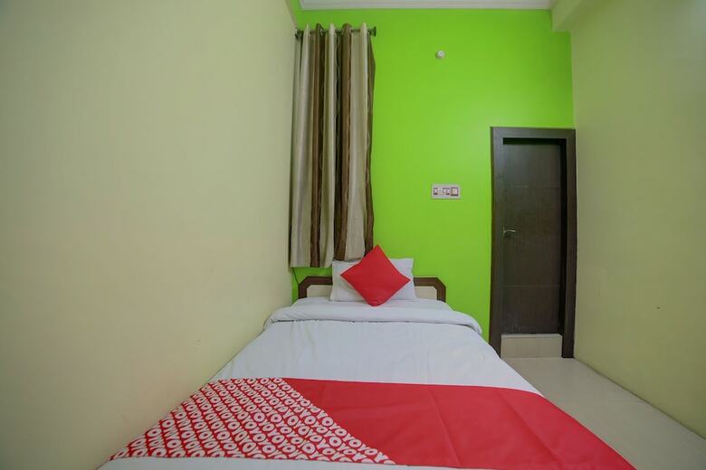 Oyo 30243 Hotel Sanwariya Bhagwan